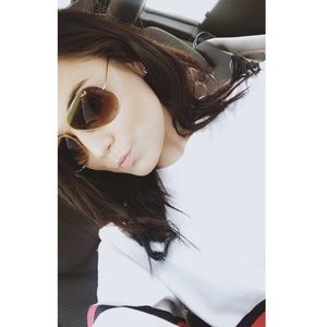 Meet your Posher, Skyla